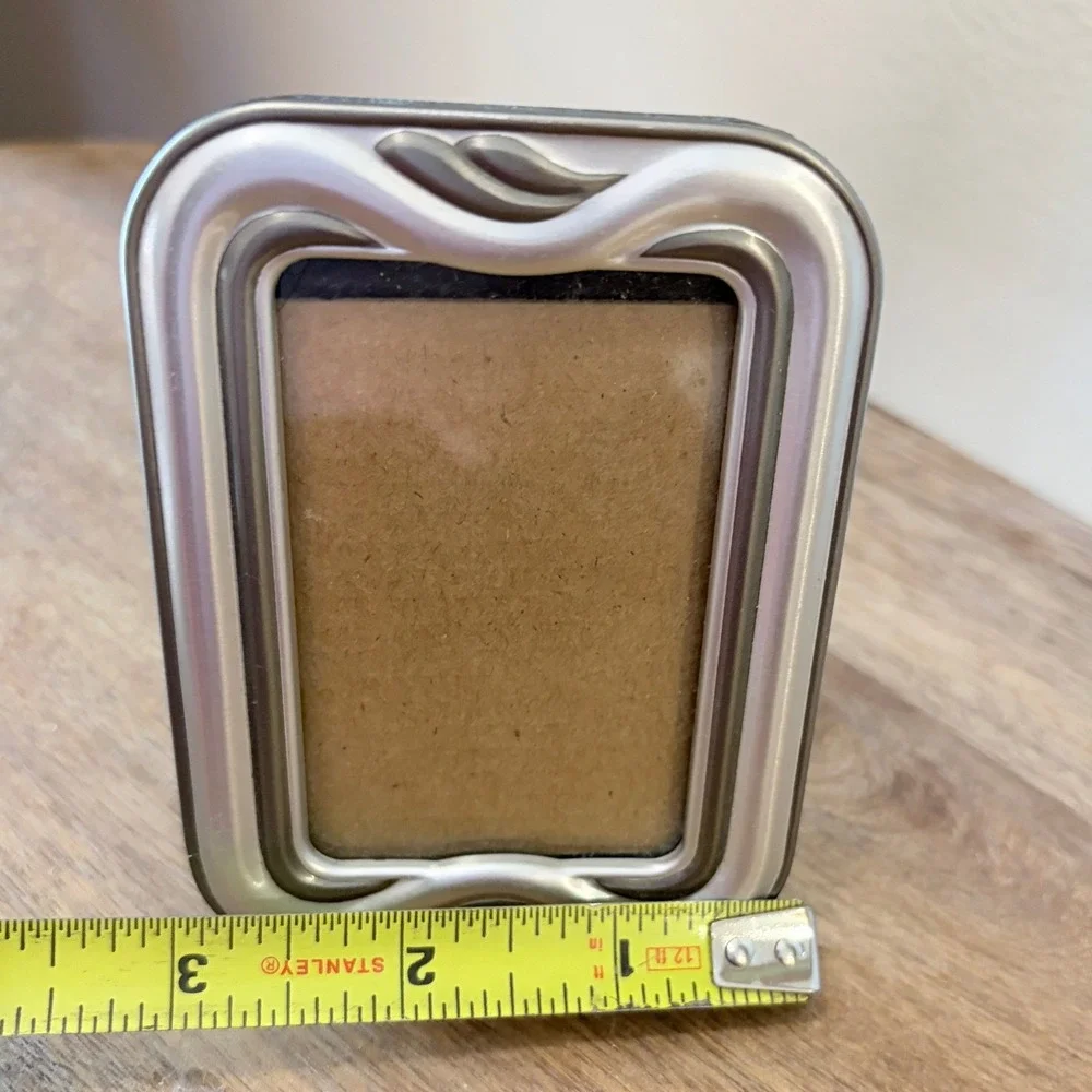 Small Silver Tone Wavy Tiered Tabletop Picture Frame 3.25x4.25 Modern Decor